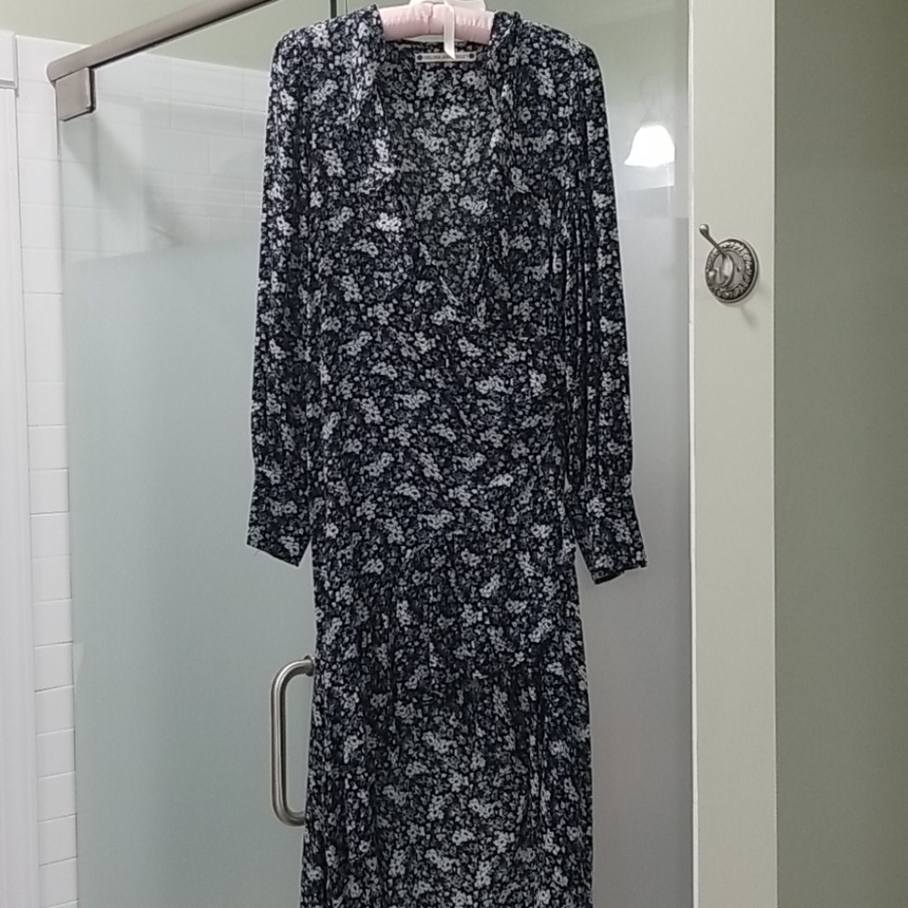 NWOT Chelsea and Violet dress